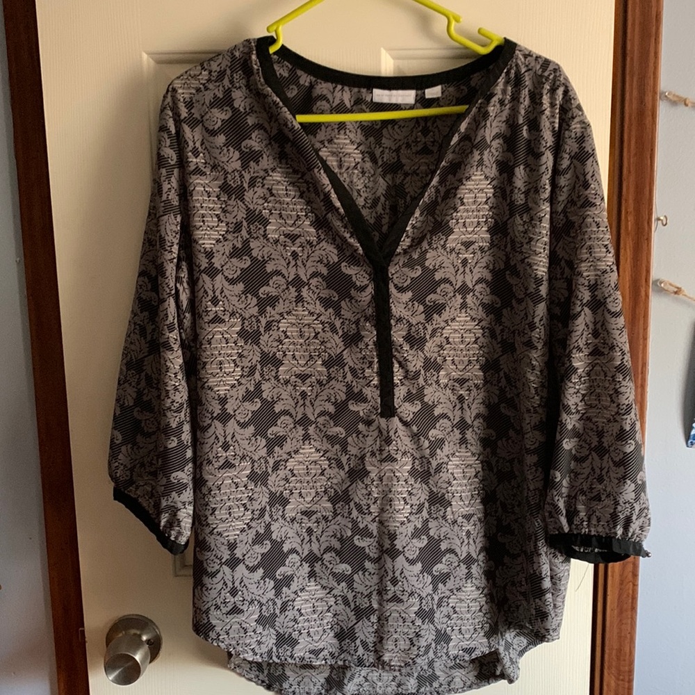 New York & Co Silver,Gray & Black Blouse